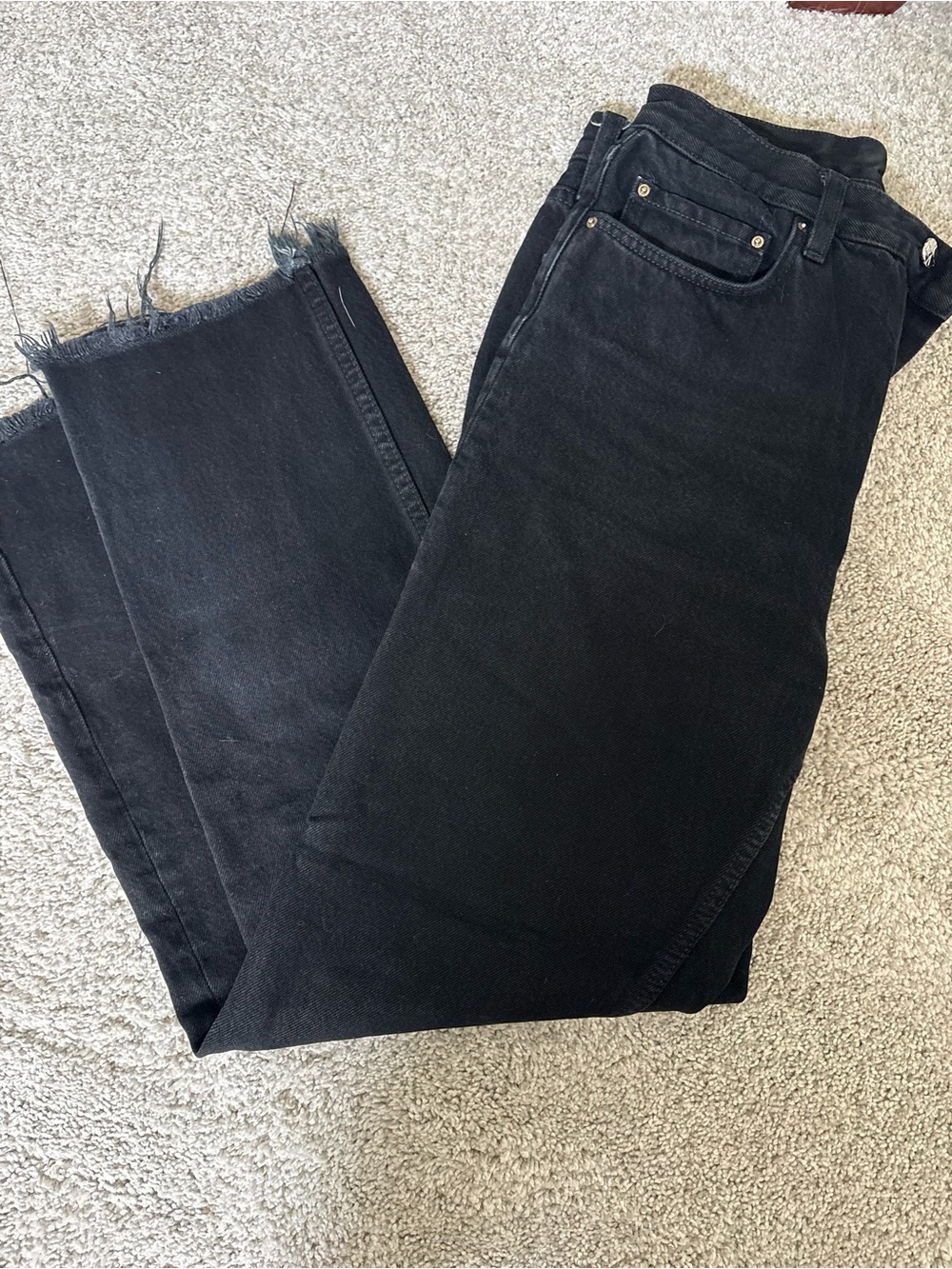 Toteme. Black Women's High-Rise Straight Jeans